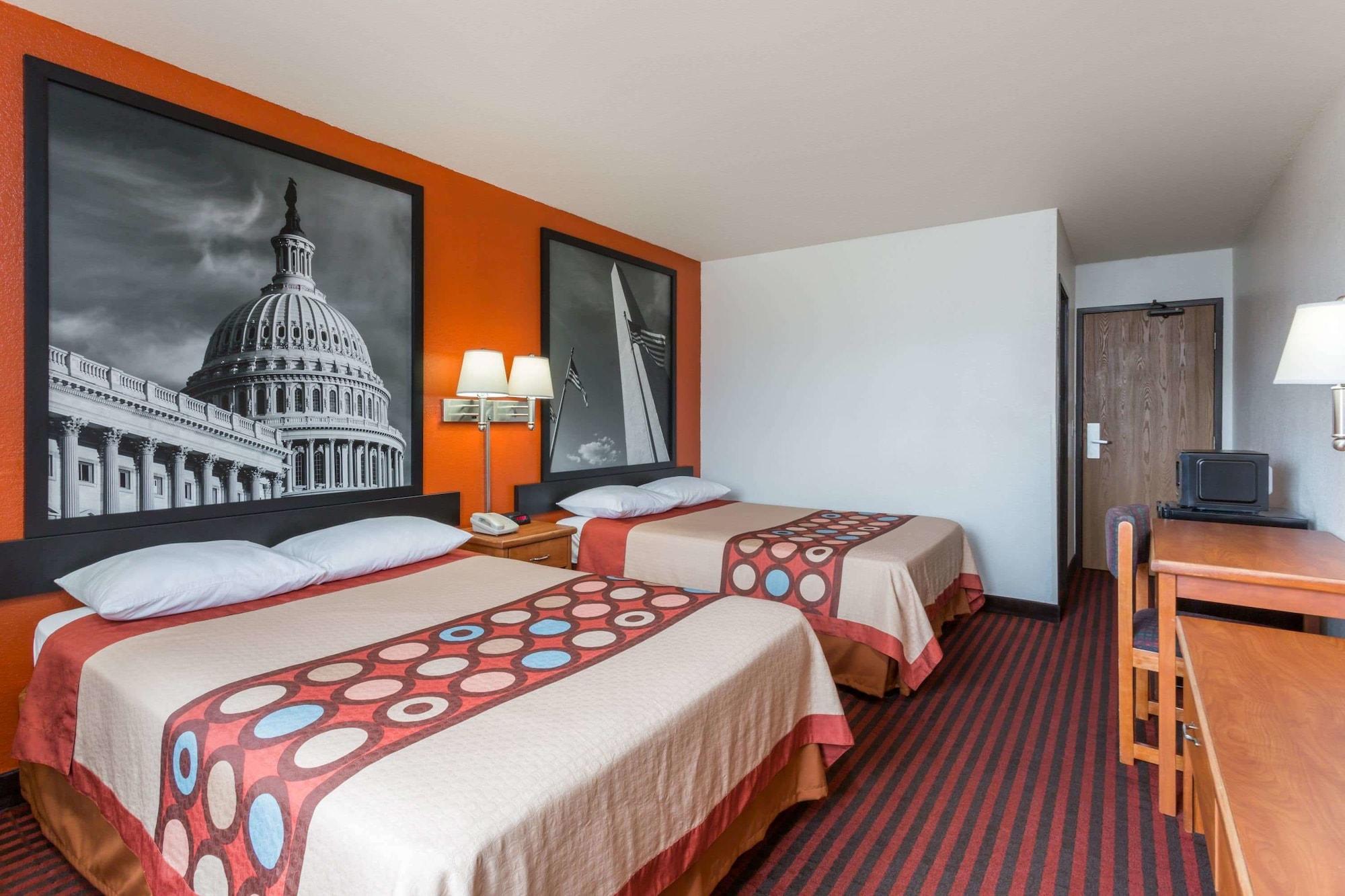 Hotel Super 8 By Wyndham Dumfries/Quantico Extérieur photo