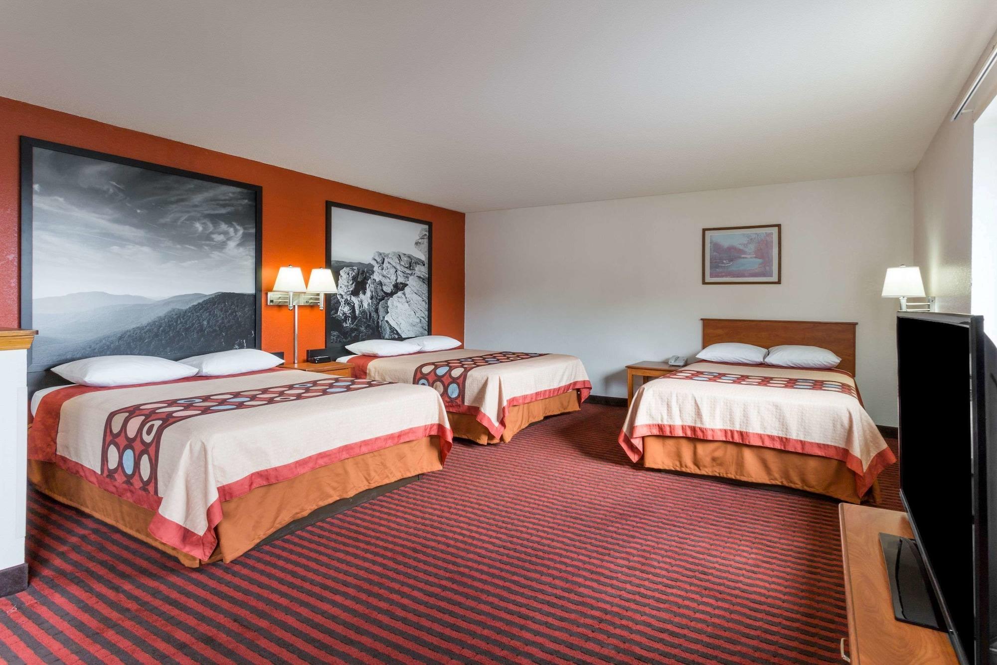 Hotel Super 8 By Wyndham Dumfries/Quantico Extérieur photo