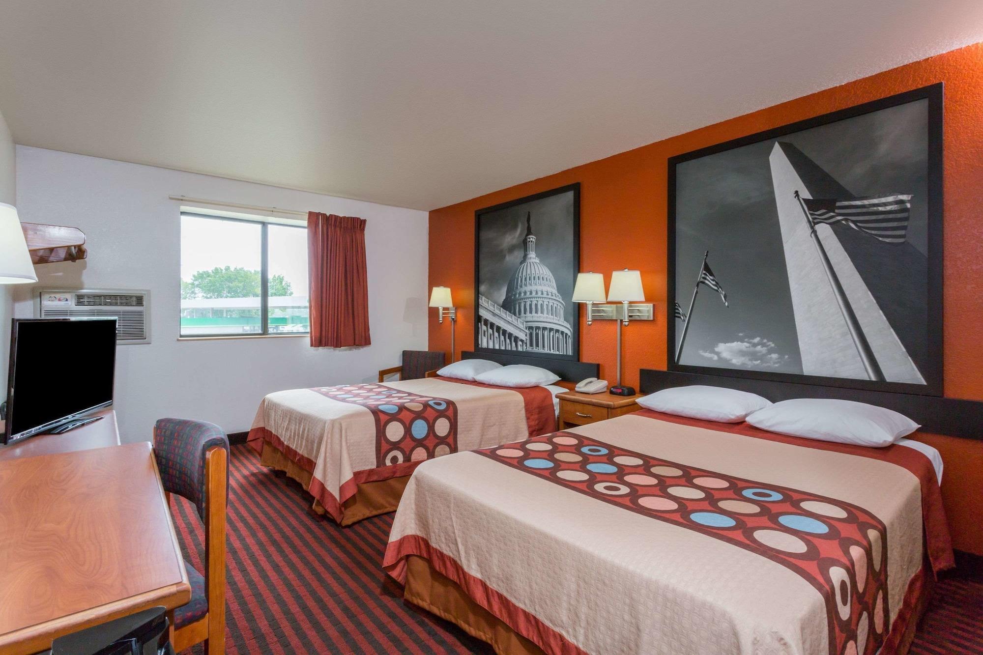 Hotel Super 8 By Wyndham Dumfries/Quantico Extérieur photo